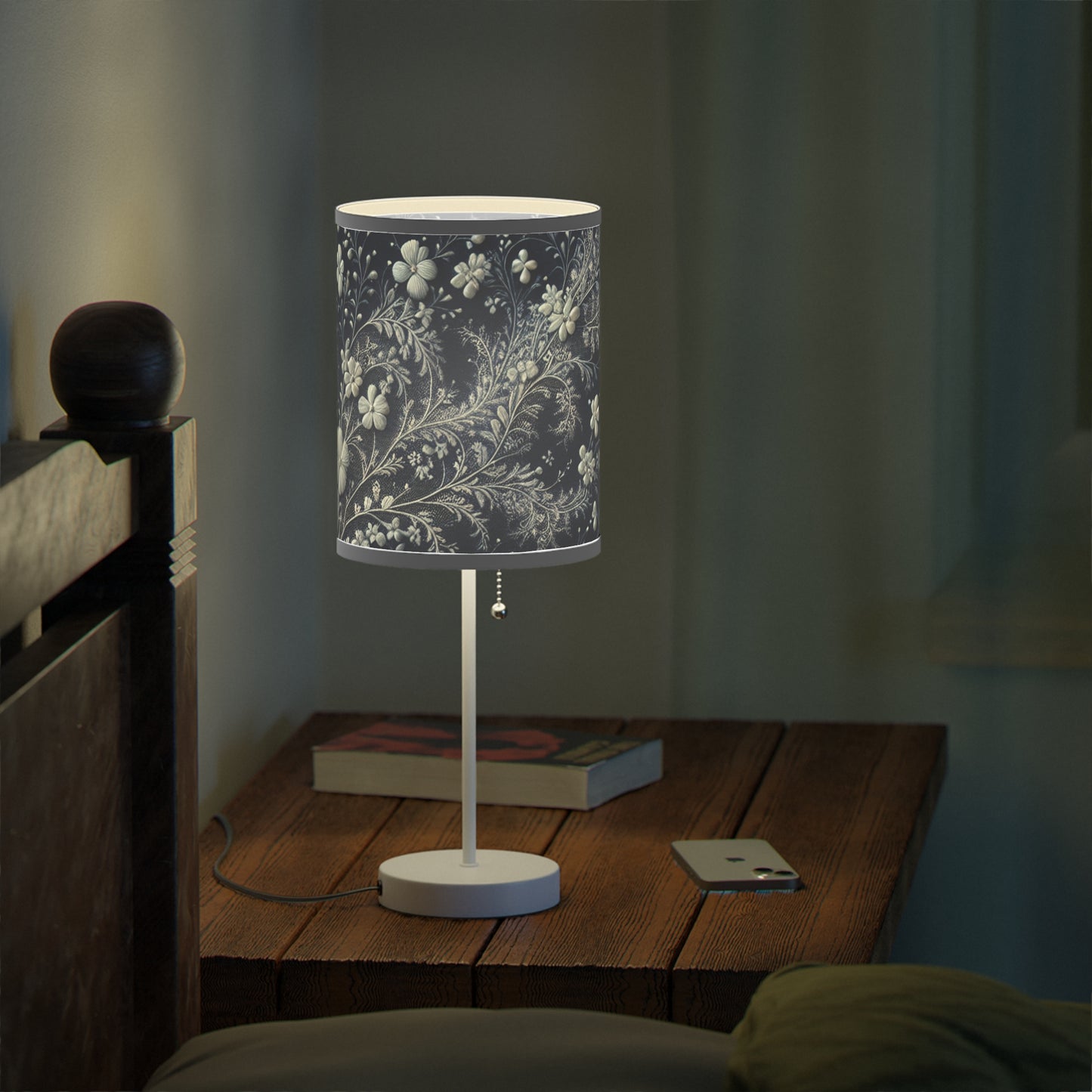 Floral Pattern Table Lamp